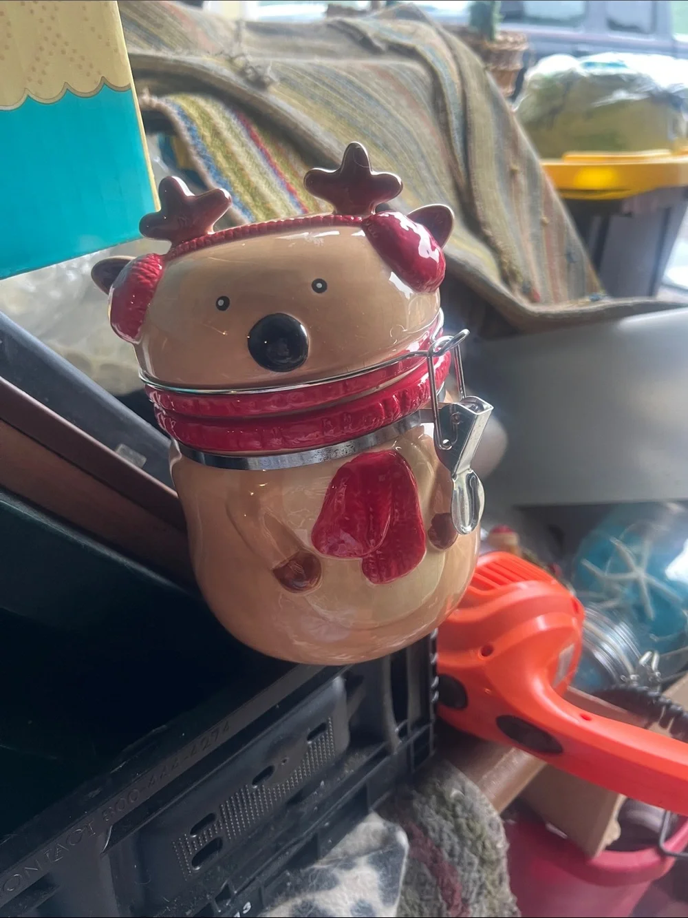 Vintage cookie jar